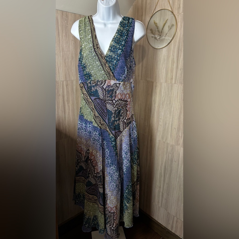 Rabbit Rabbit Rabbit Colorful V-Neck Midi Dress Vintage 90’s